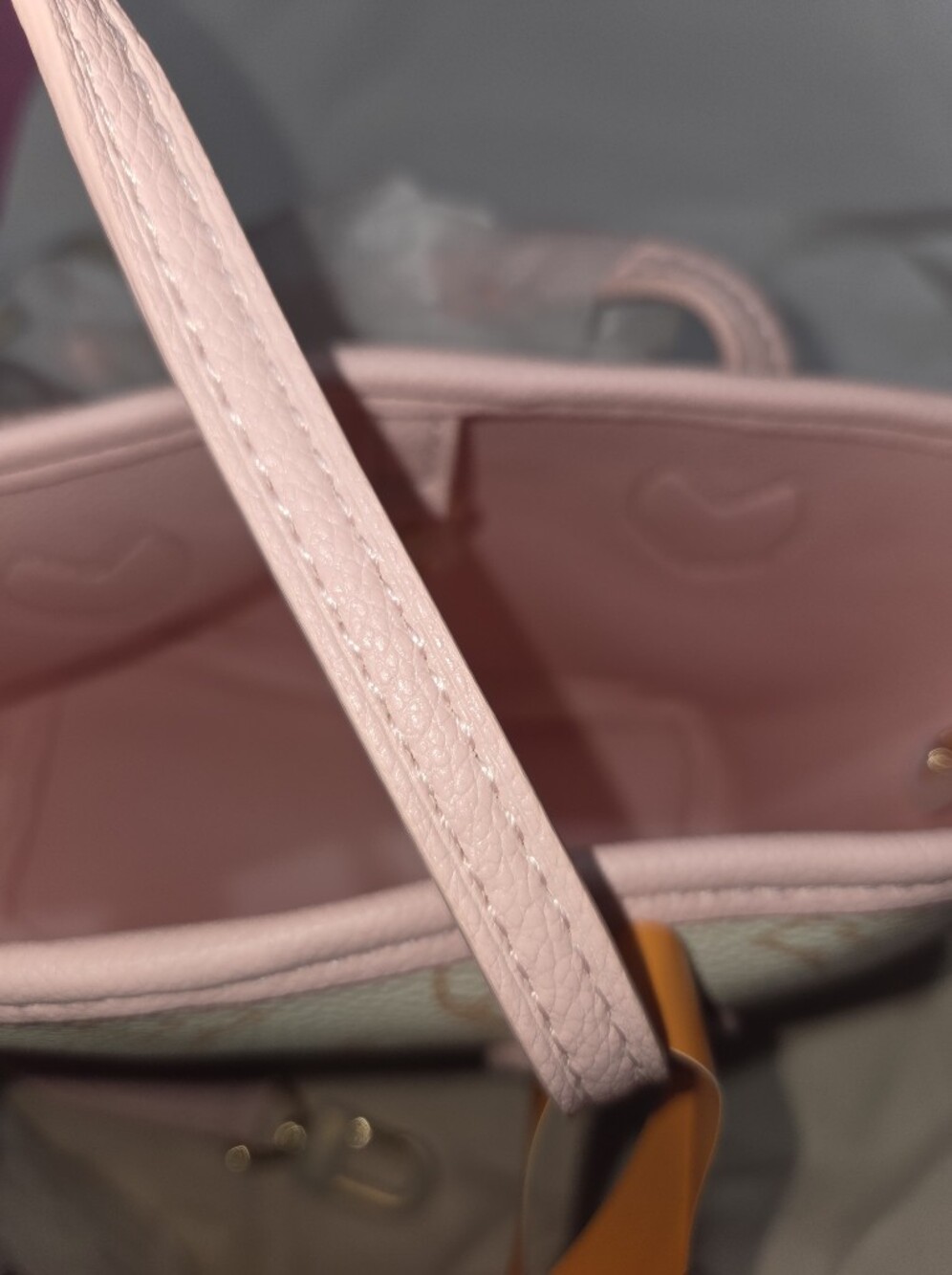 Mini Pink Tote - Picture 5 of 12